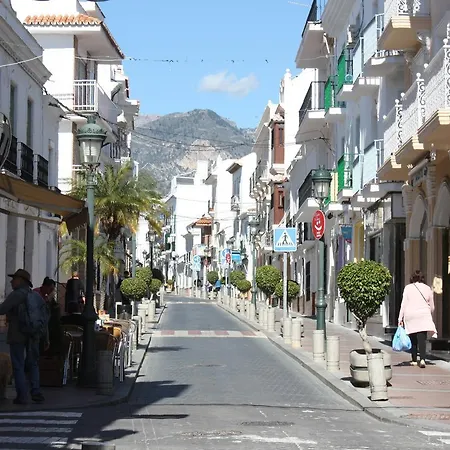 Old Town Canovas Apartment Nerja